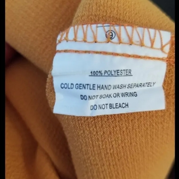 EUC Hello Molly Ruffle off the Shoulder Orange Pencil Dress Size Medium 🔥🔥🔥 - Picture 6 of 13